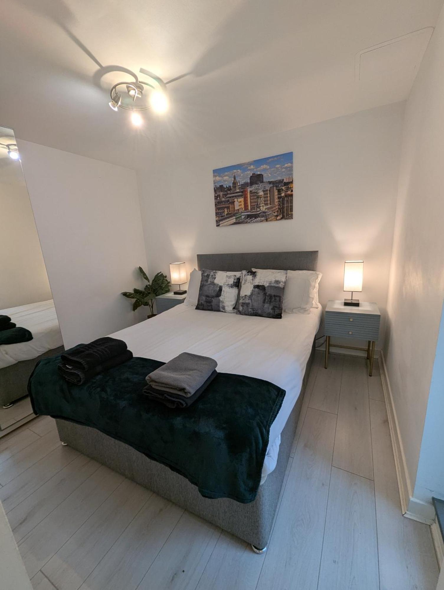 Glasgow City Centre Waterfront Apartment Экстерьер фото