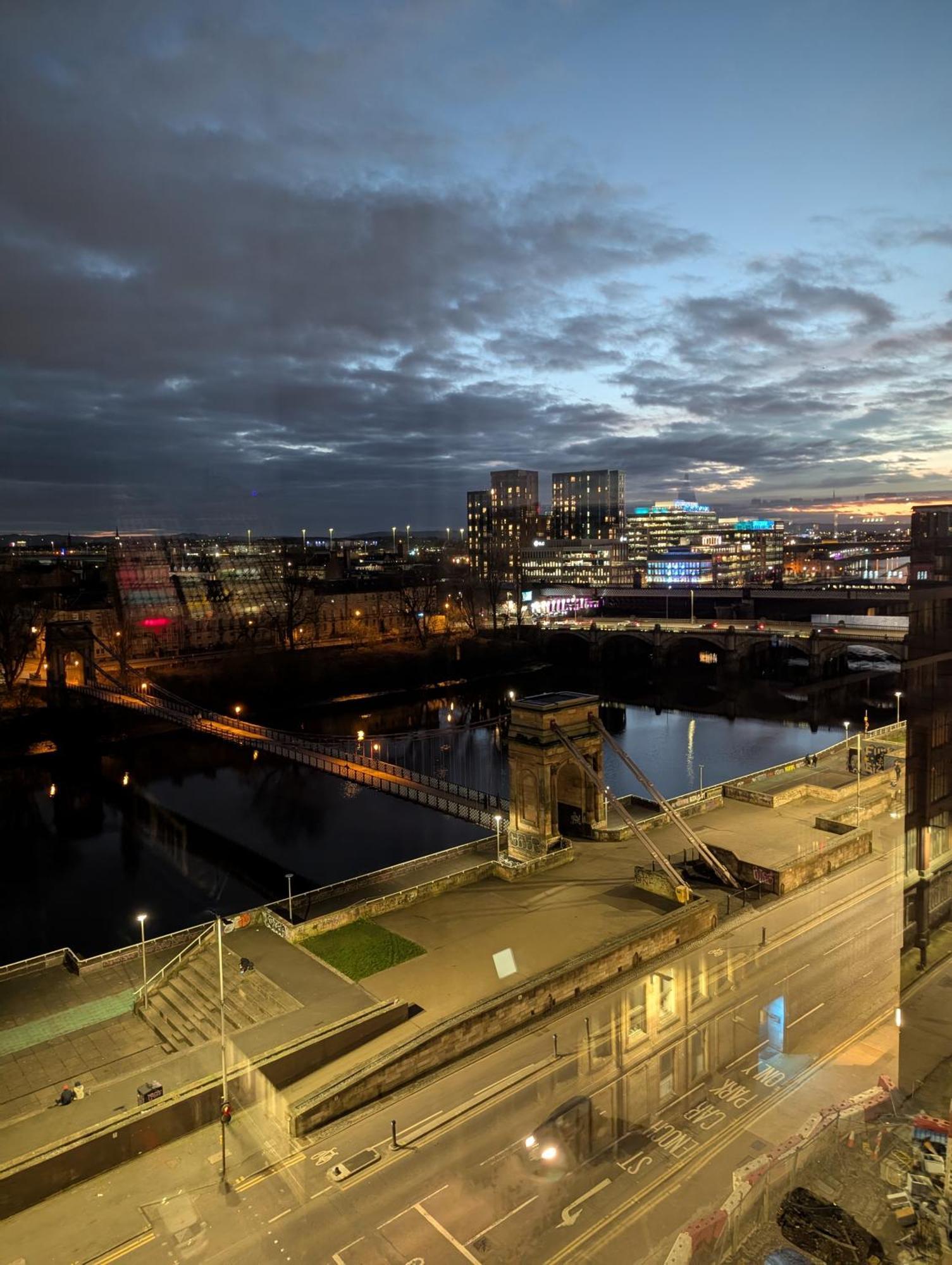 Glasgow City Centre Waterfront Apartment Экстерьер фото